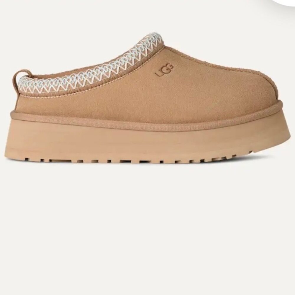 UGG Tazzmans II Womens Size 6 Color: Sand